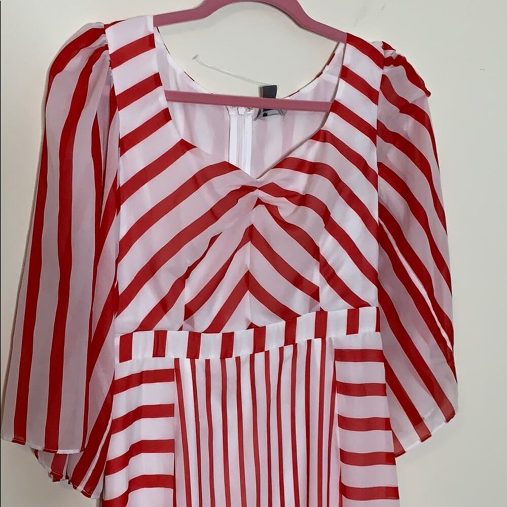 Chelsea28 Multi Stripe Maxi Dress NWOT Size Small - Picture 4 of 10